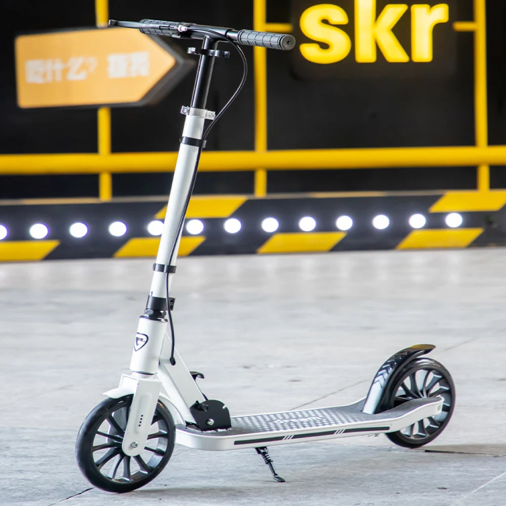 Trotinetă pentru copii cu 2 roți, frână de mână și ghidon reglabil, alb, RTM Scooter (97438)