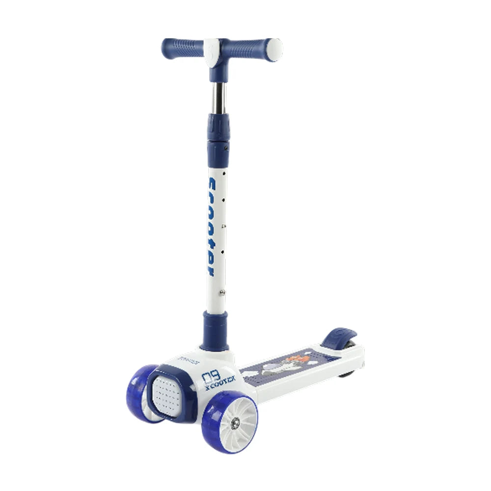 Trotinetă pentru copii cu 3 roți luminoase, platformă cu lumini și muzică, alb, RTM Scooter (87156)