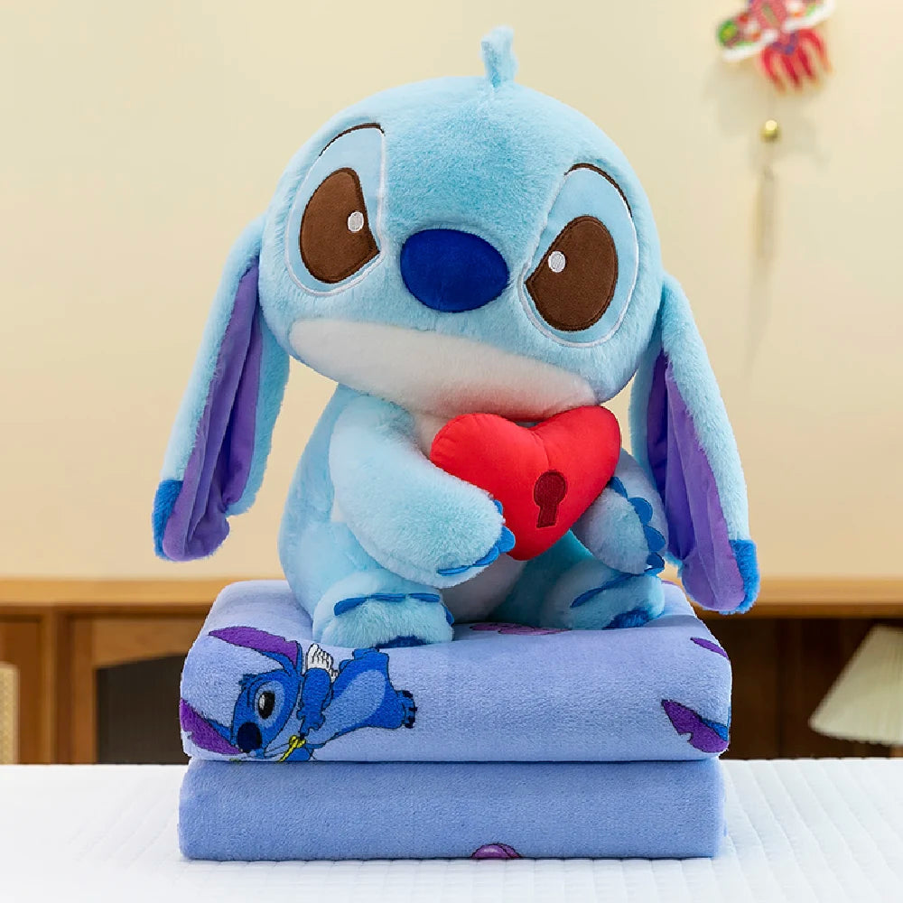 Плюшевая игрушка Стич с сердцем 40см, с одеялом 1×1,6м (678953)