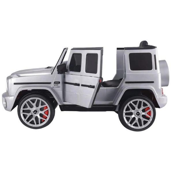 Mașinuță Mercedes-AMG G63, Baterie 12V7AH, 2 motoare de 35W, roti EVA, scaune din piele SKU: 8210200-2R_Silver