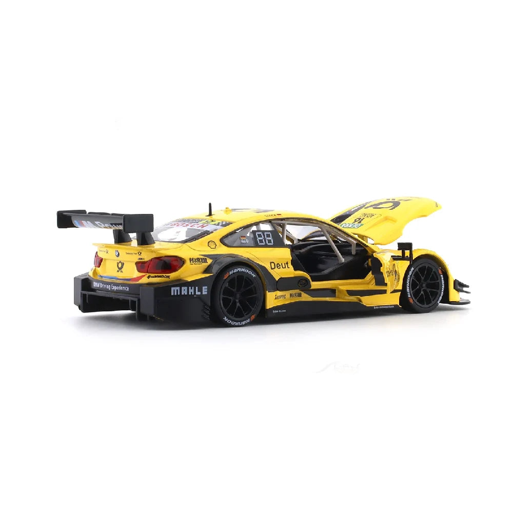 Mașină din metal BMW M4 DTM, scară 1:24, galbenă, MSZ (68256A/2)
