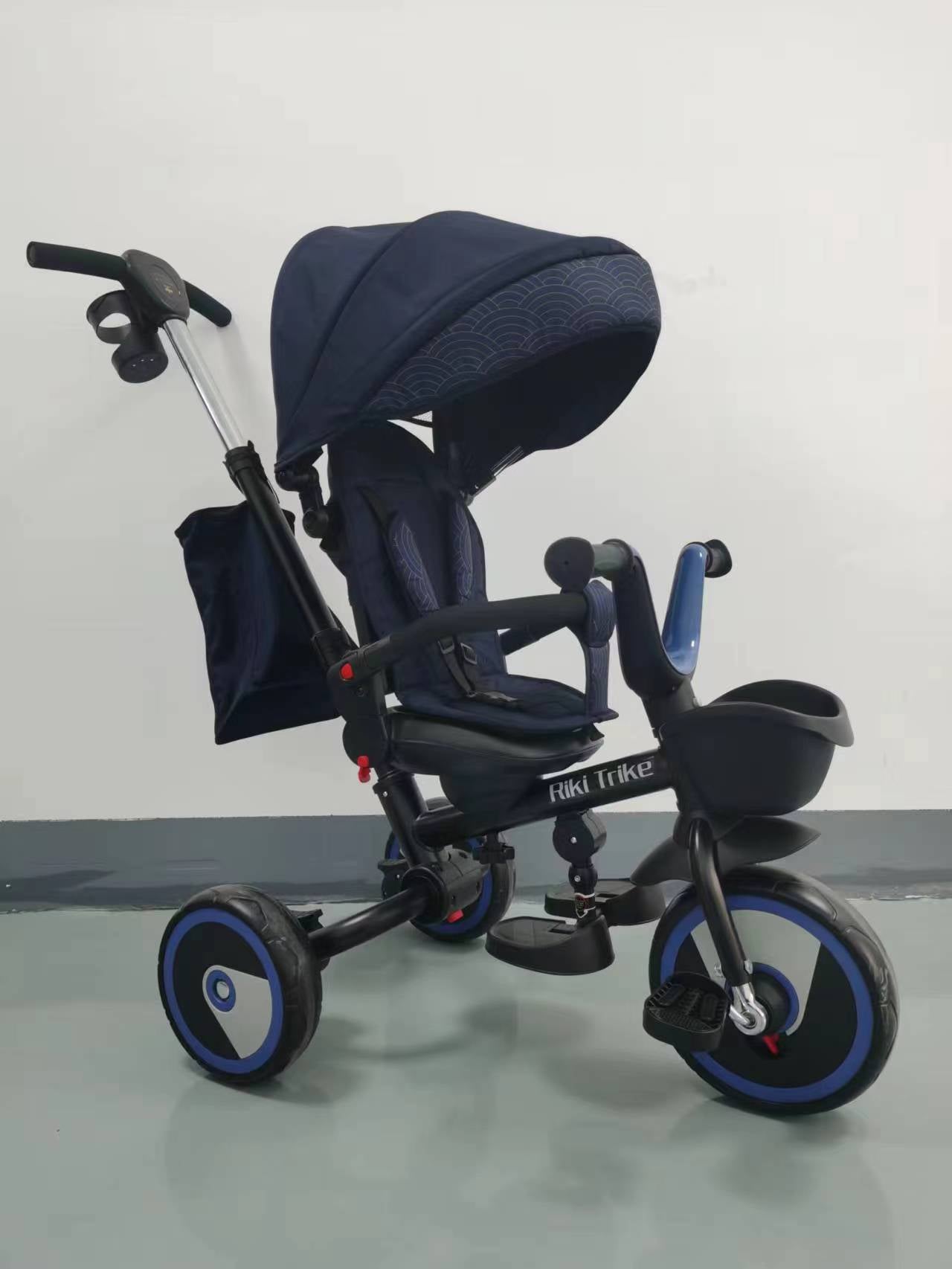 Tricicletă-cărucior cu funcție de rotire a scaunului, material ECO RTB56/1/2