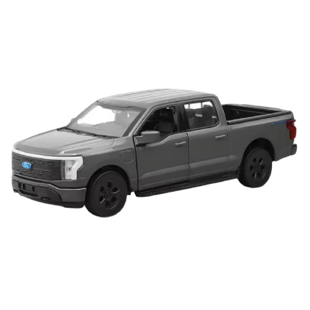 (10017) F-150 Lightning Platinum (двери открыты)