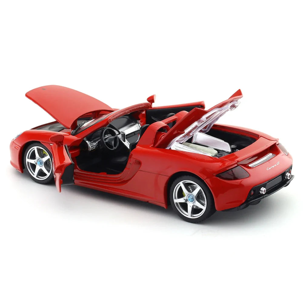 (20032) 1:24 Porsche Carrera GT (двери открыты)