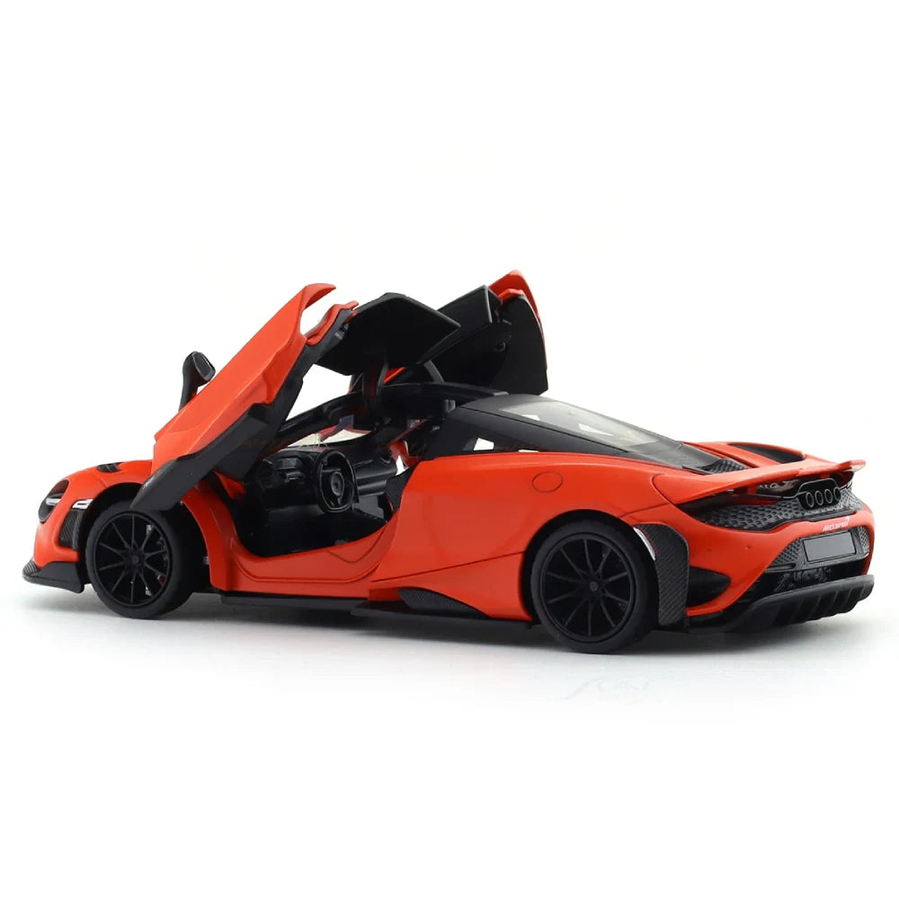 (28373) 1:24 MCLAREN 765LT (двери открыты)
