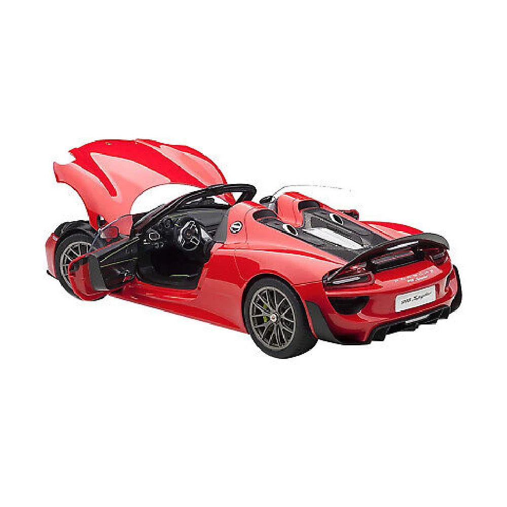 (68243A) 1:24 PORSCHE 918 SPYDER (двери открыты)