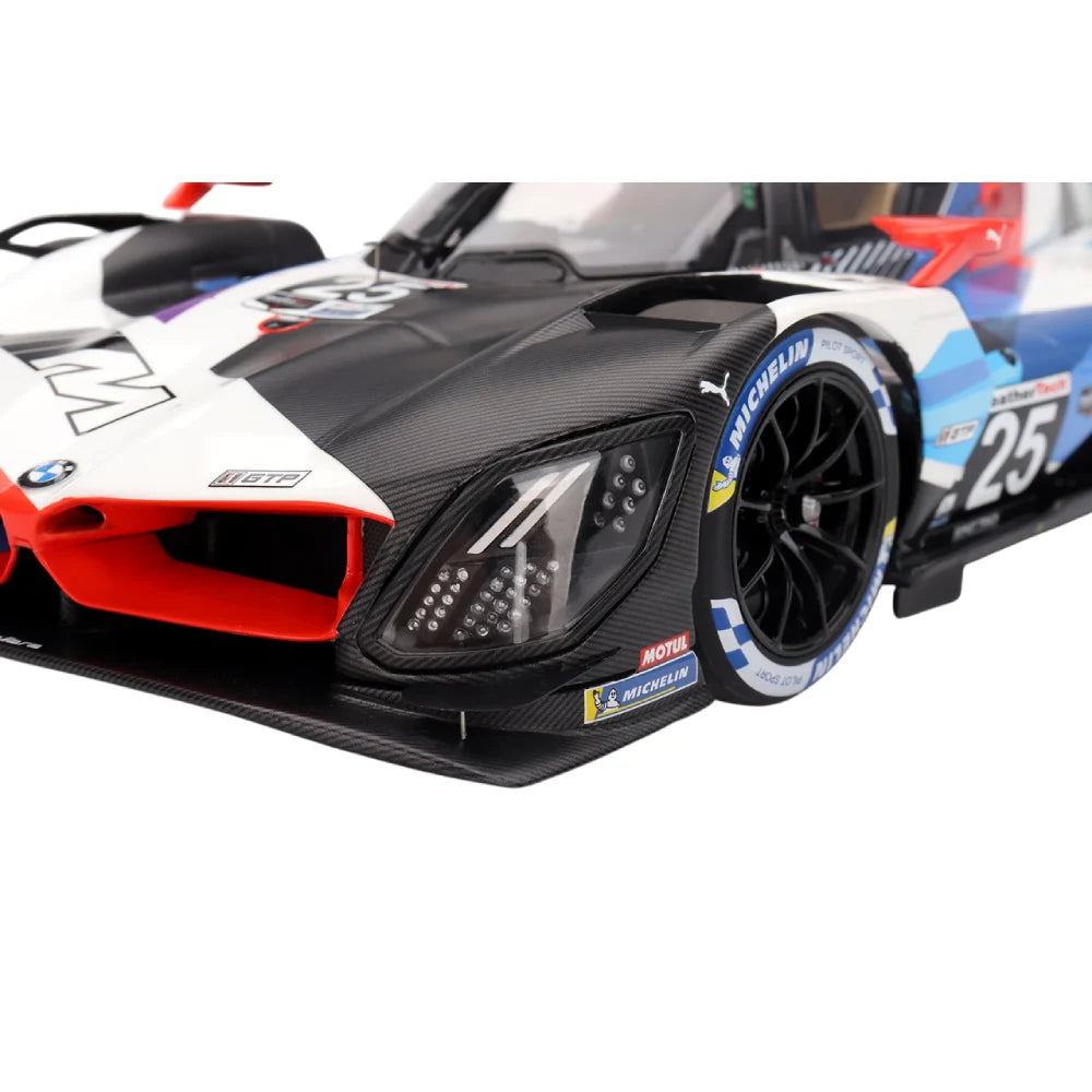 (68285A) 1:24 BMW M Hybrid V8 со звуками (двери открываются)