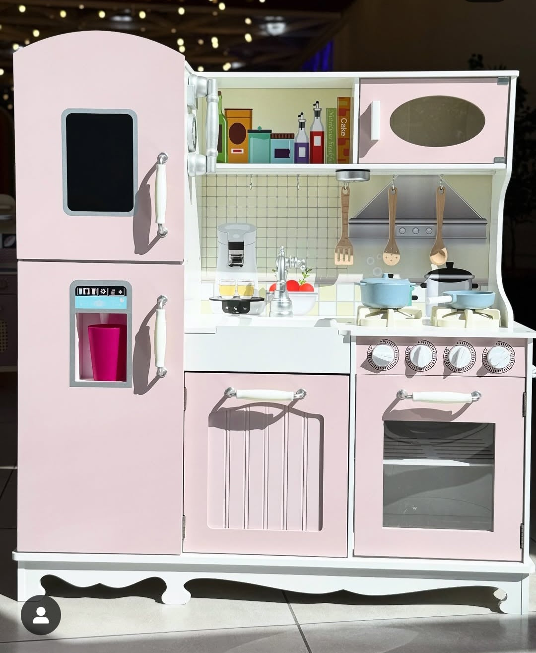 Bucatarie din lemn cu accesorii si functii 91*29.7*102.5cm W10C409I